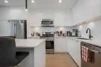 401 8327 201 STREET - thumbnail 5
