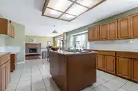 1859 WALNUT CRESCENT - thumbnail 11