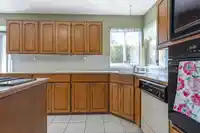 1859 WALNUT CRESCENT - thumbnail 13