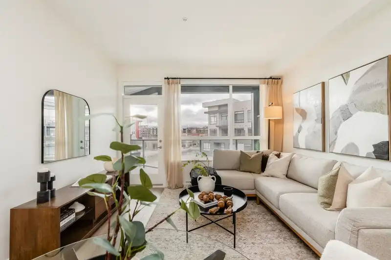 303 7936 206 STREET - photo 2 of 15