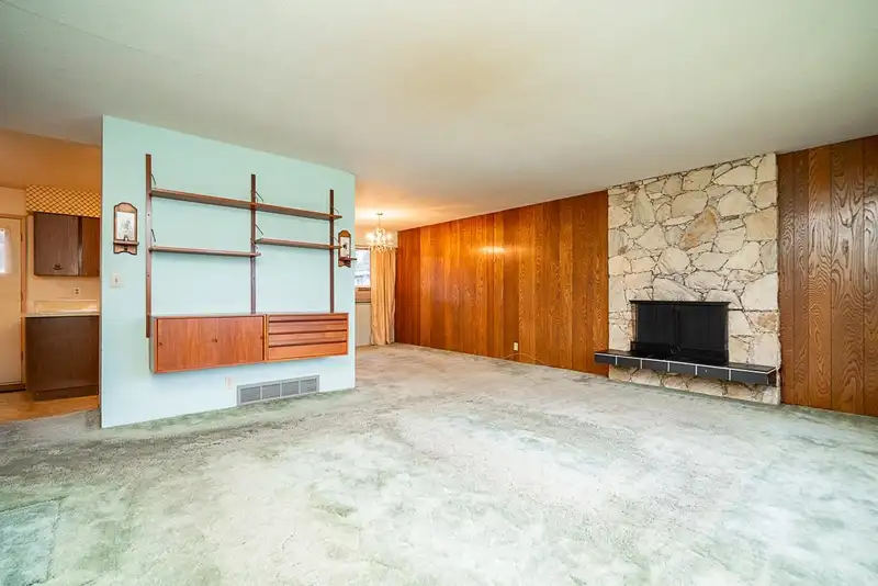 2159 CENTENNIAL AVENUE - photo 4 of 33