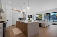 16243 10 AVENUE - thumbnail 10