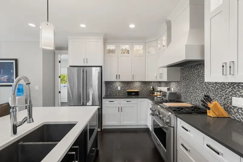 8973 MACKIE STREET - photo 3 of 40