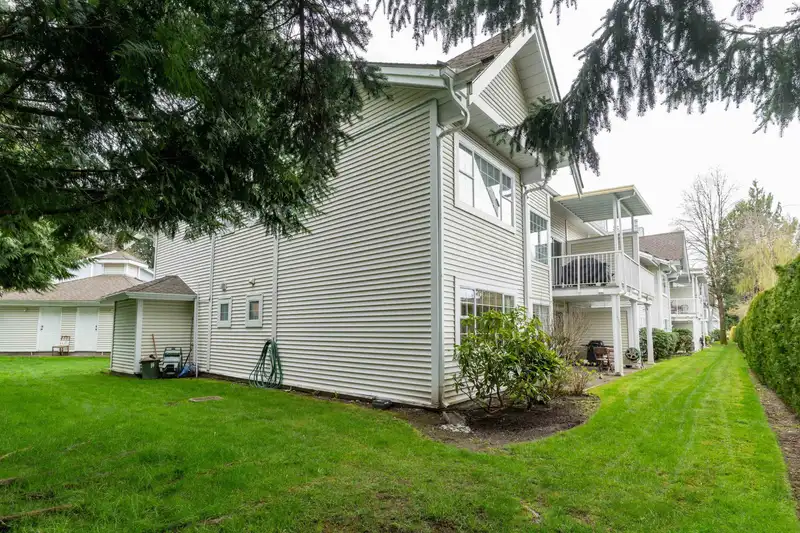 209 9109 154 STREET - photo 4 of 30