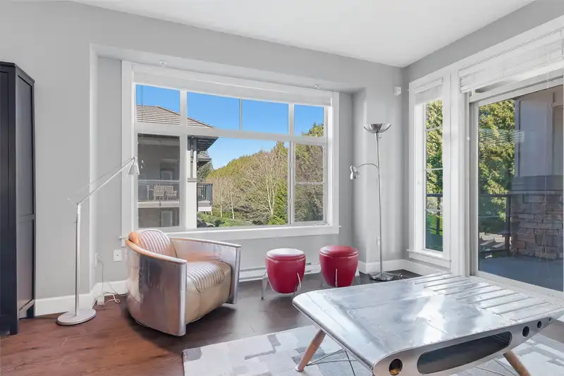 214 15195 36 AVENUE - photo 3 of 34