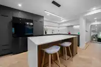 918 HOMER STREET - thumbnail 5