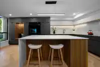 918 HOMER STREET - thumbnail 6