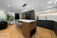 918 HOMER STREET - thumbnail 9