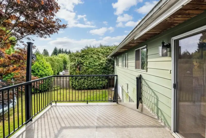 11805 N COWLEY DRIVE - photo 3 of 8