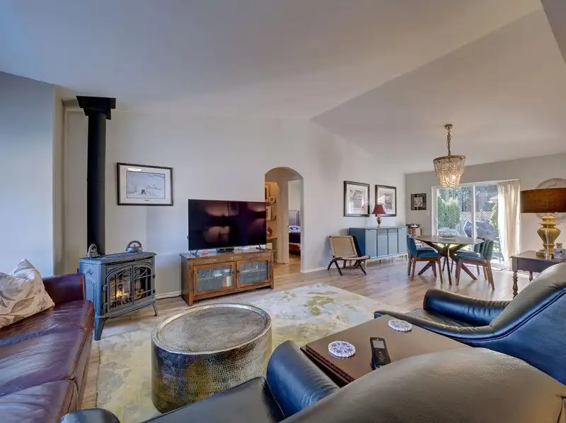 5643 CURTIS PLACE - photo 1 of 39