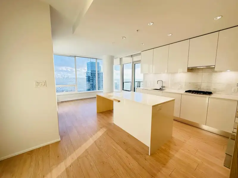 5007 4510 HALIFAX WAY - photo 2 of 21