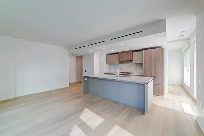 1202 889 PACIFIC STREET - photo 4 of 29