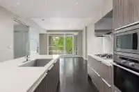 209 1616 COLUMBIA STREET - thumbnail 1