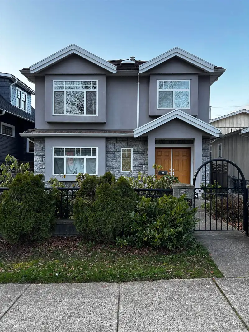 2925 E 29TH AVENUE - photo 1 of 1