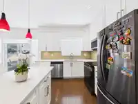 8 6700 RUMBLE STREET - thumbnail 8