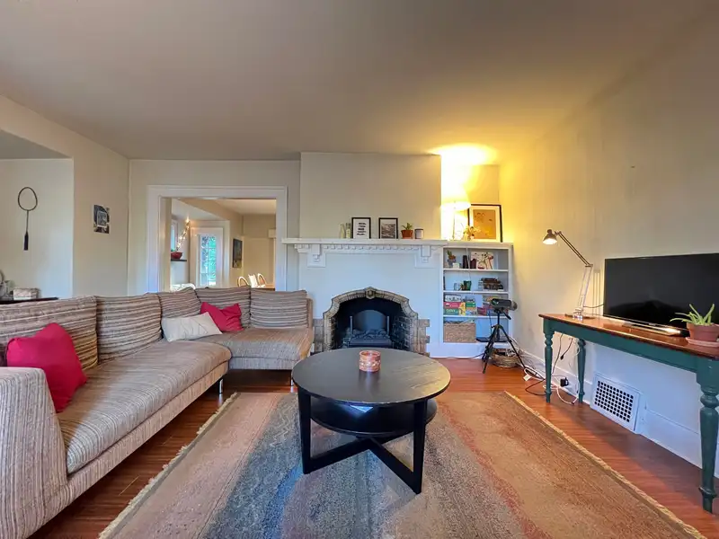 2080 W 33RD AVENUE - photo 3 of 40