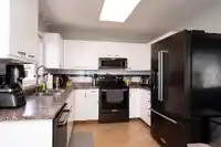 565 WILDWOOD CRESCENT - thumbnail 23