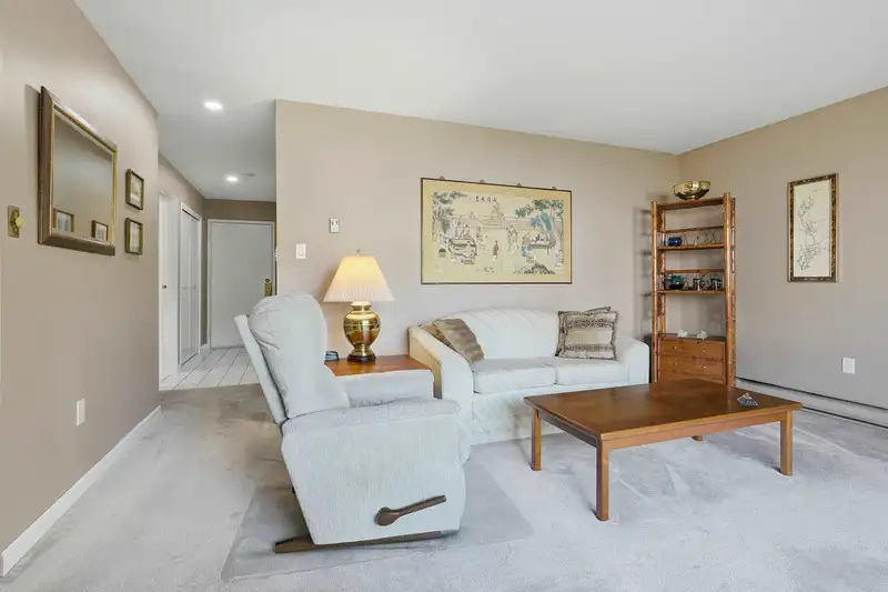 310 45 FOURTH STREET - photo 3 of 25