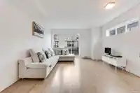 22 7039 MACPHERSON AVENUE - thumbnail 11