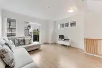 22 7039 MACPHERSON AVENUE - thumbnail 14