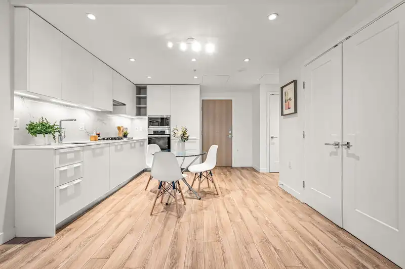 1608 6699 DUNBLANE AVENUE - photo 2 of 39