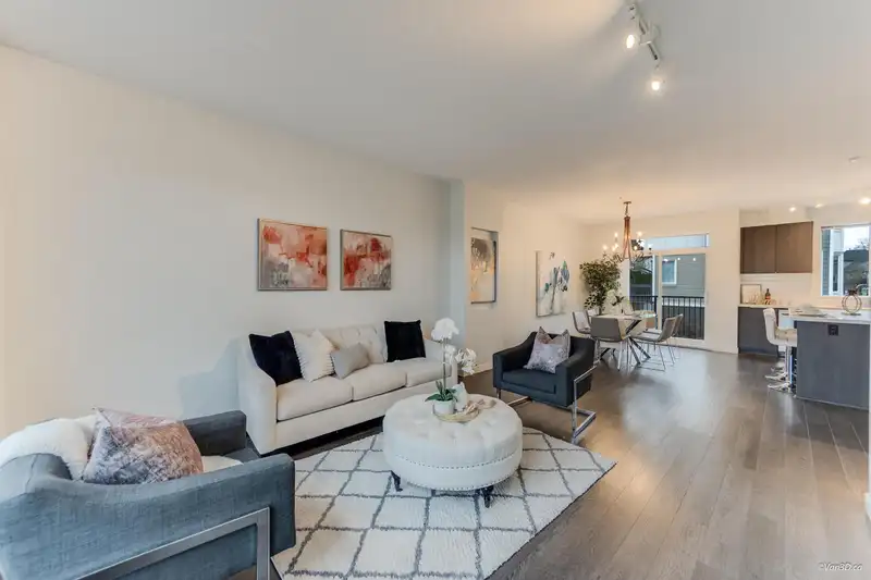 139 8138 204 STREET - photo 2 of 38