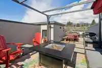 2 632 E 3RD STREET - thumbnail 29