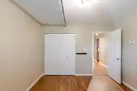 240 DAVIS CRESCENT - thumbnail 24