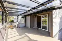 240 DAVIS CRESCENT - thumbnail 5