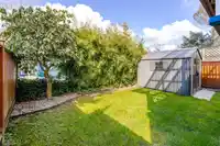240 DAVIS CRESCENT - thumbnail 7