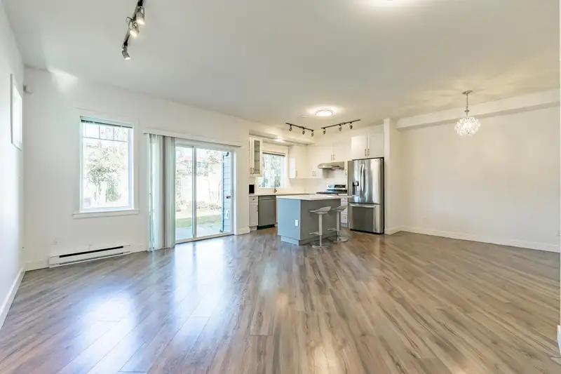 35 11393 STEVESTON HIGHWAY - photo 3 of 38
