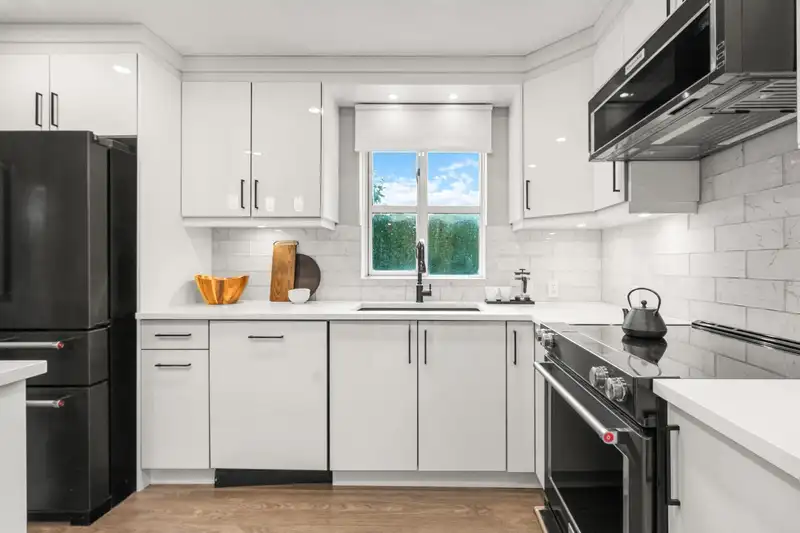 114 20448 PARK AVENUE - photo 3 of 28