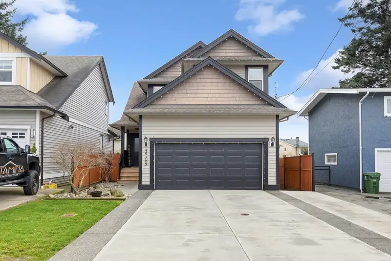 45368 WELLS ROAD - photo 1 of 30