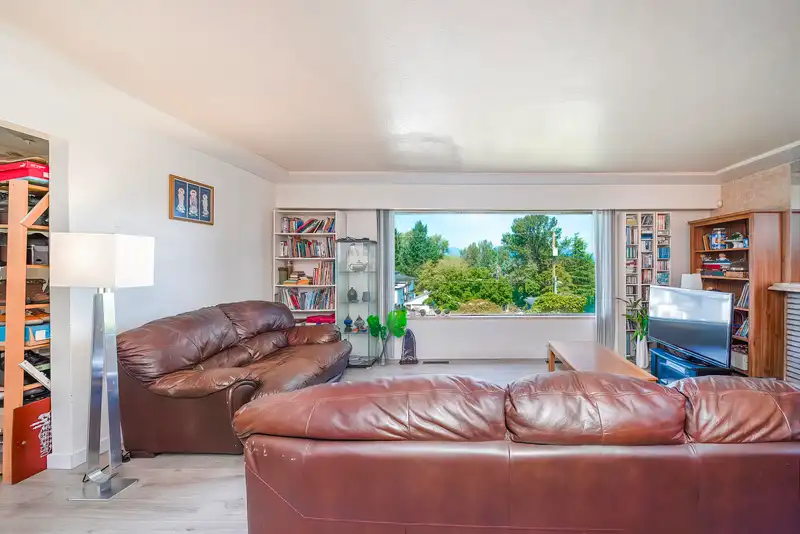 5130 BUXTON STREET - photo 2 of 27