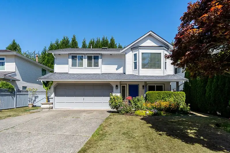 20783 51B AVENUE - photo 2 of 40