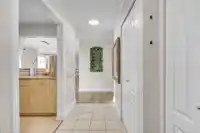 210 15220 GUILDFORD DRIVE - thumbnail 9