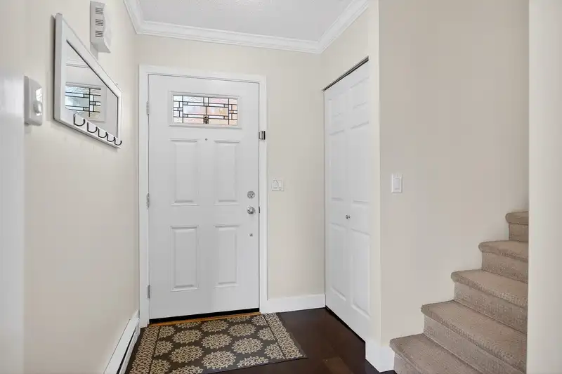 6030 E GREENSIDE DRIVE - photo 4 of 34