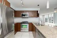 1902 9888 CAMERON STREET - thumbnail 5