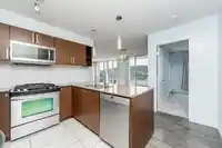 1902 9888 CAMERON STREET - thumbnail 6