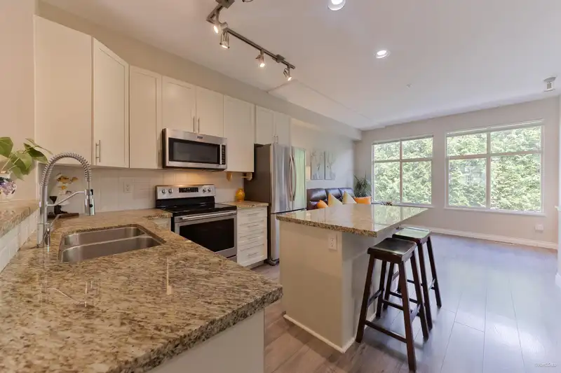 38 21661 88 AVENUE - photo 4 of 31