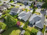 6088 187 STREET - thumbnail 3