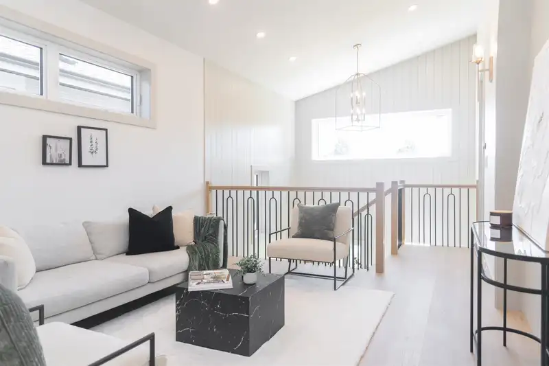 9231 KILBY STREET - photo 4 of 40