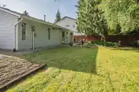 9131 212A PLACE - thumbnail 23