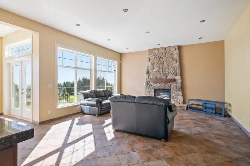 3233 CHARTWELL LANE - photo 3 of 40