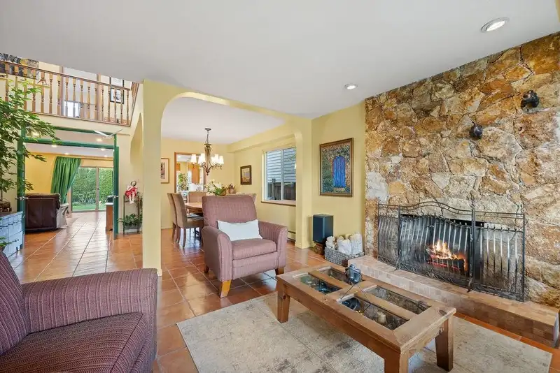 8131 CORLESS PLACE - photo 1 of 33