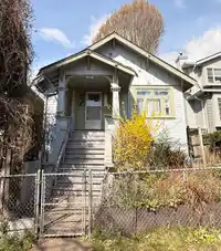 319 E 47TH AVENUE - thumbnail 1