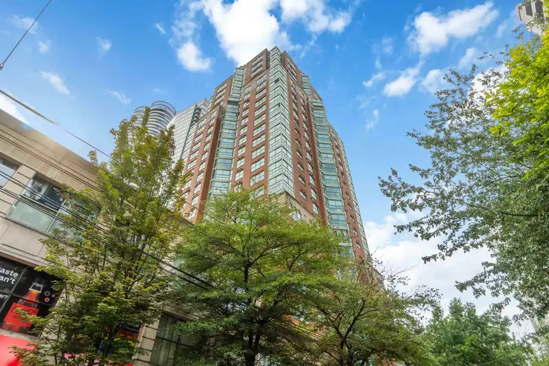 2201 909 BURRARD STREET - photo 2 of 40