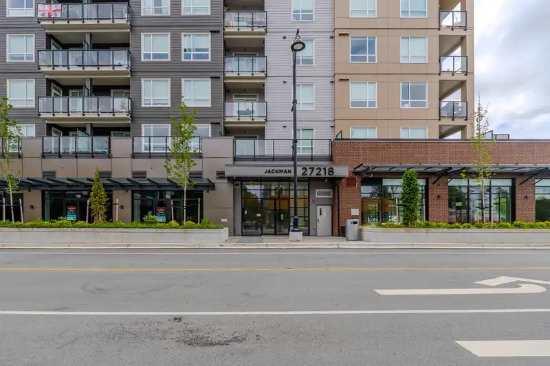 509 27218 ALDERGROVE TOWN CENTRE DRIVE - photo 1 of 27