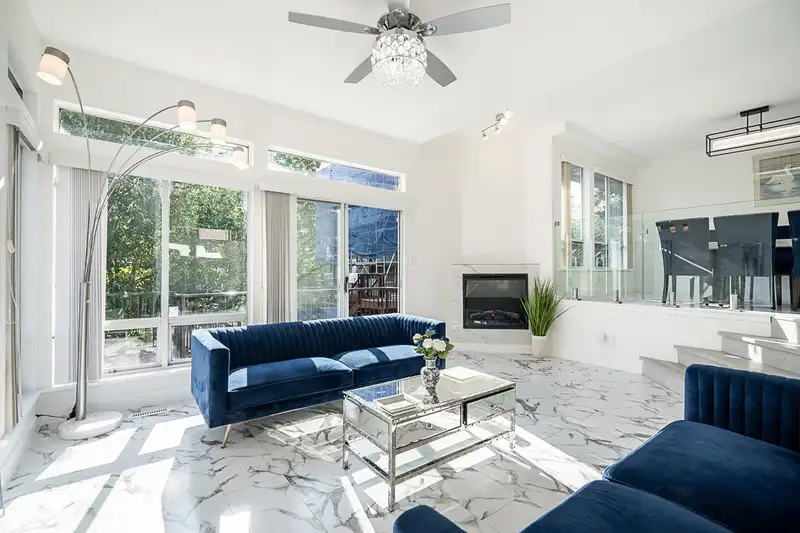 54 5380 SMITH DRIVE - photo 1 of 38