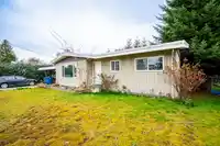 2130 SANDALWOOD CRESCENT - thumbnail 2